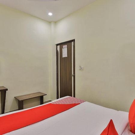 Oyo Flagship 19003 Hotel Rudra Mahal Ахмедабад Екстер'єр фото