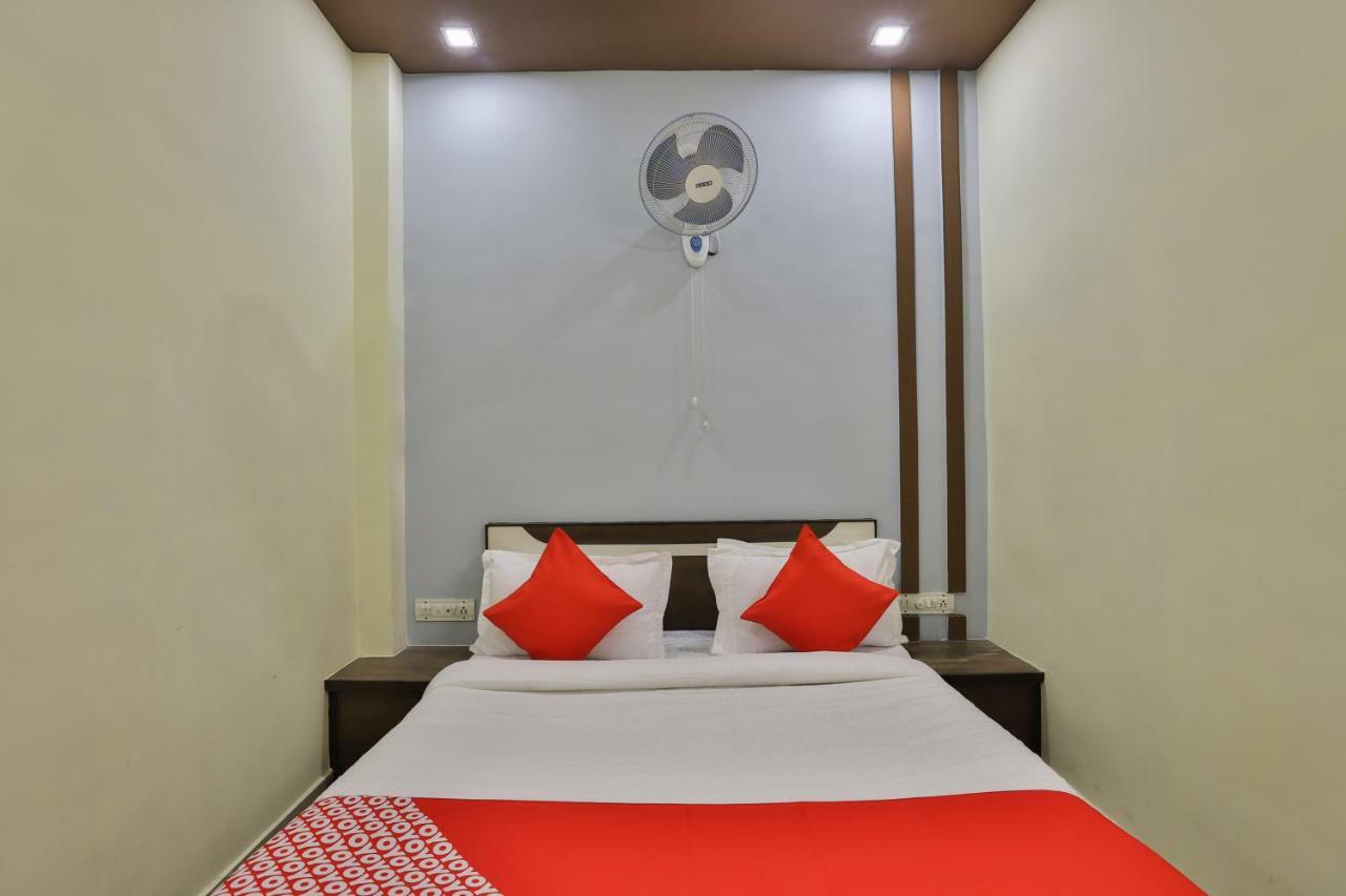 Oyo Flagship 19003 Hotel Rudra Mahal Ахмедабад Екстер'єр фото